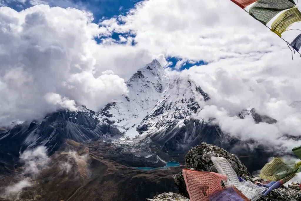 Everest Base Camp Là Gì? ⚡️ 7 Điều Cần Biết Để Khám Phá EBC