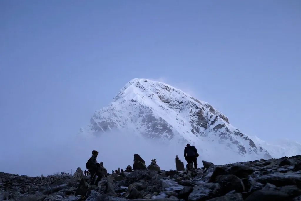 Everest Base Camp Là Gì? ⚡️ 7 Điều Cần Biết Để Khám Phá EBC