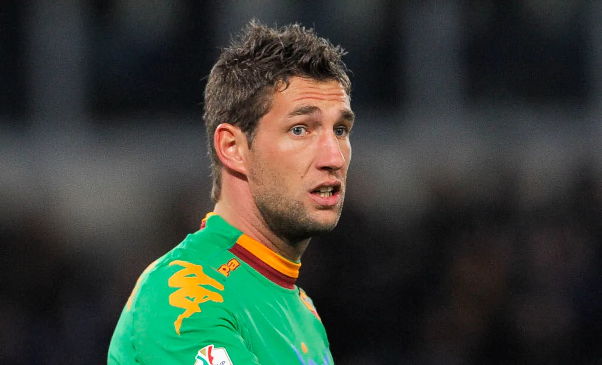 Maarten Stekelenburg Là Ai? – Sự Nghiệp Của Cựu Cầu Thủ Hà Lan