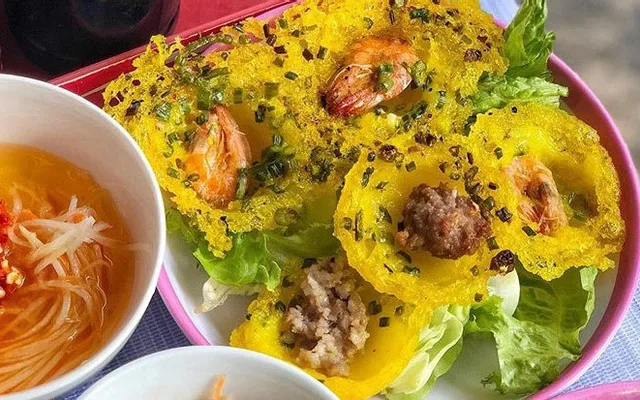 TOP 11 Quán Bánh Căn Đà Nẵng Ngon, Rẻ Nức Tiếng