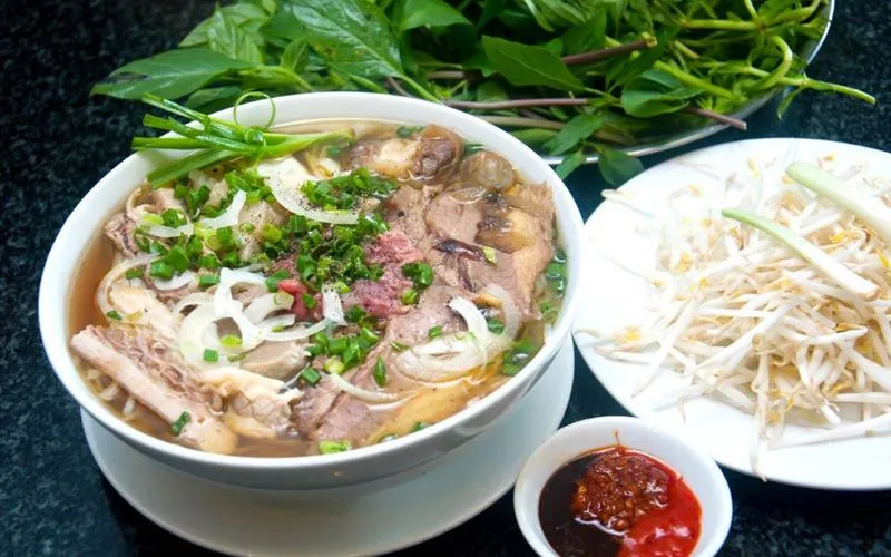 TOP 5 Quán Phở Ngon Nhất Hội An DANH BẤT HƯ TRUYỀN