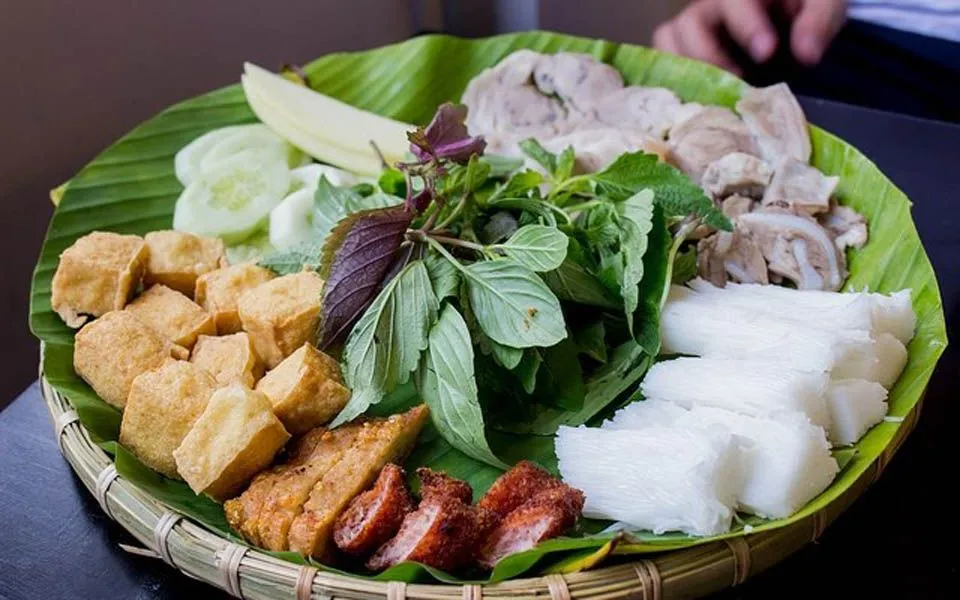 TOP 7  Quán Bún Đậu Mắm Tôm Ở Hội An Gây Thương Nhớ